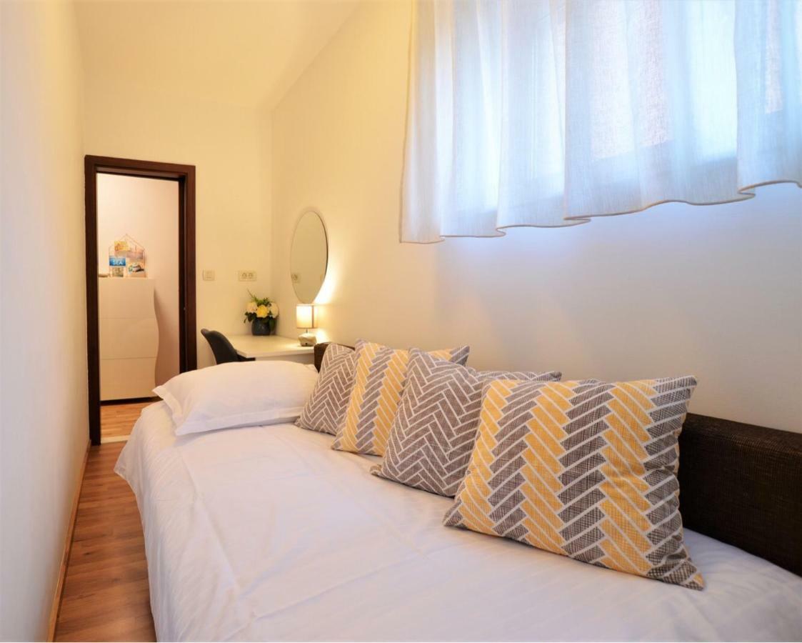 Kolombo Lux Apartment Split Bagian luar foto